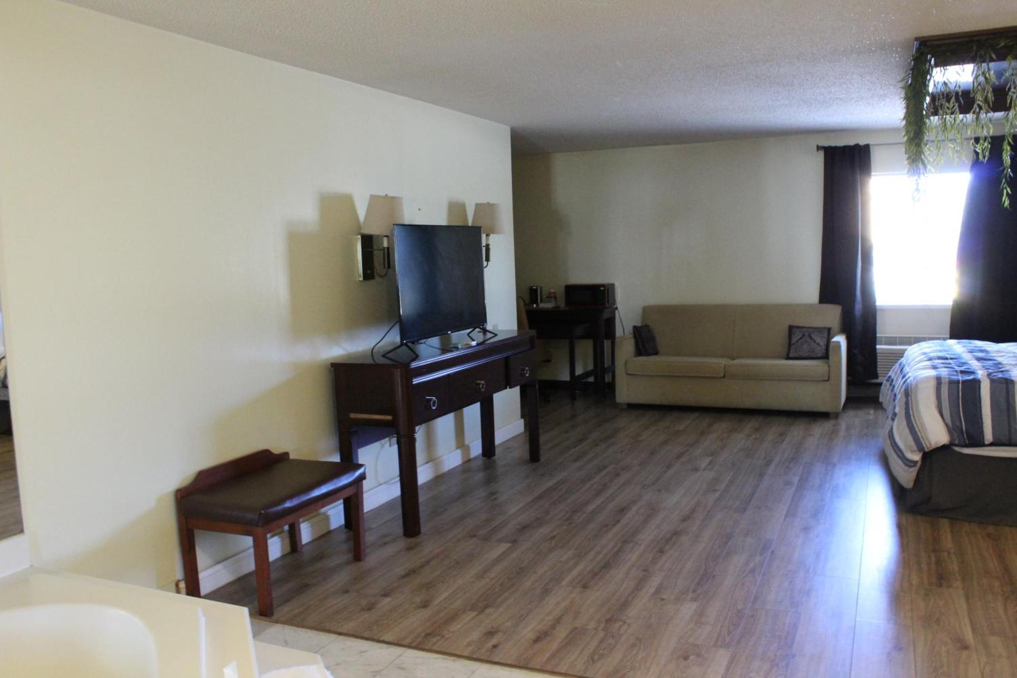 And Hotel